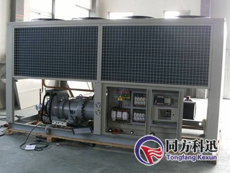 中央空調冷水機